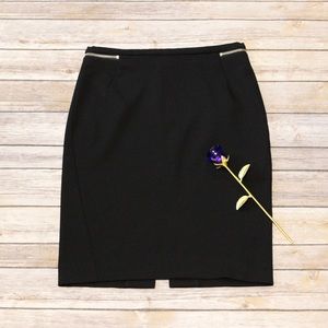 H&M Black Zipper Trim Detail Skirt Back Slit